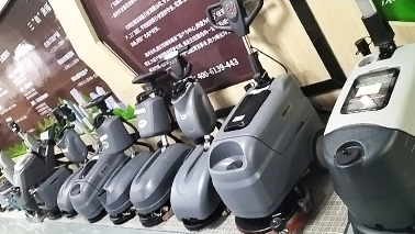 电动洗地机的售后服务有包管吗？